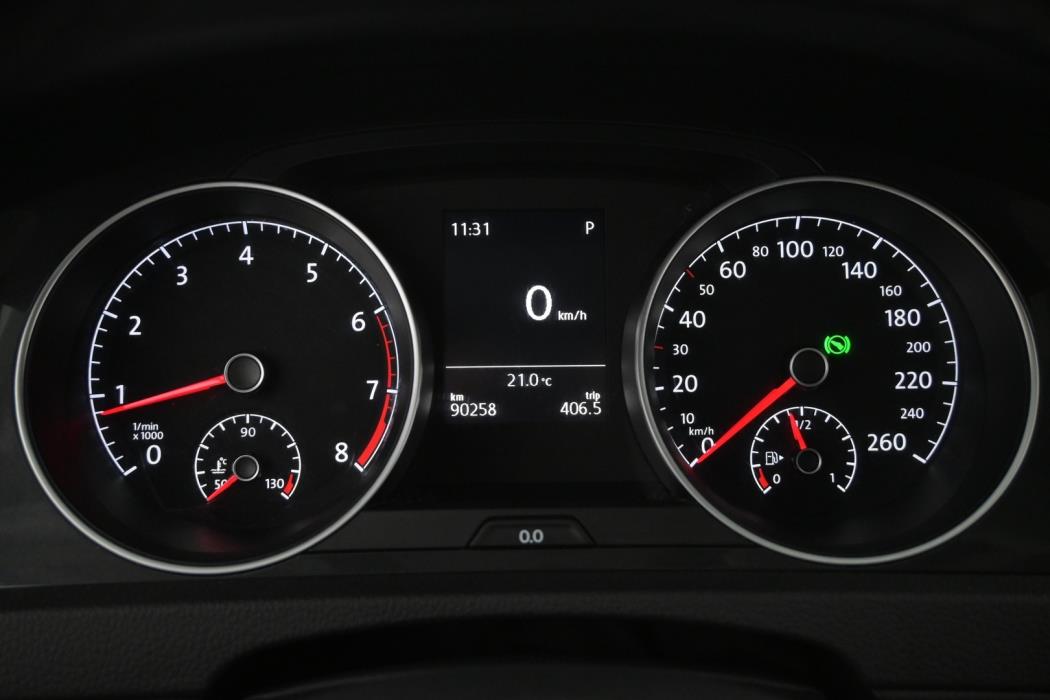 VOLKSWAGEN Golf 2020