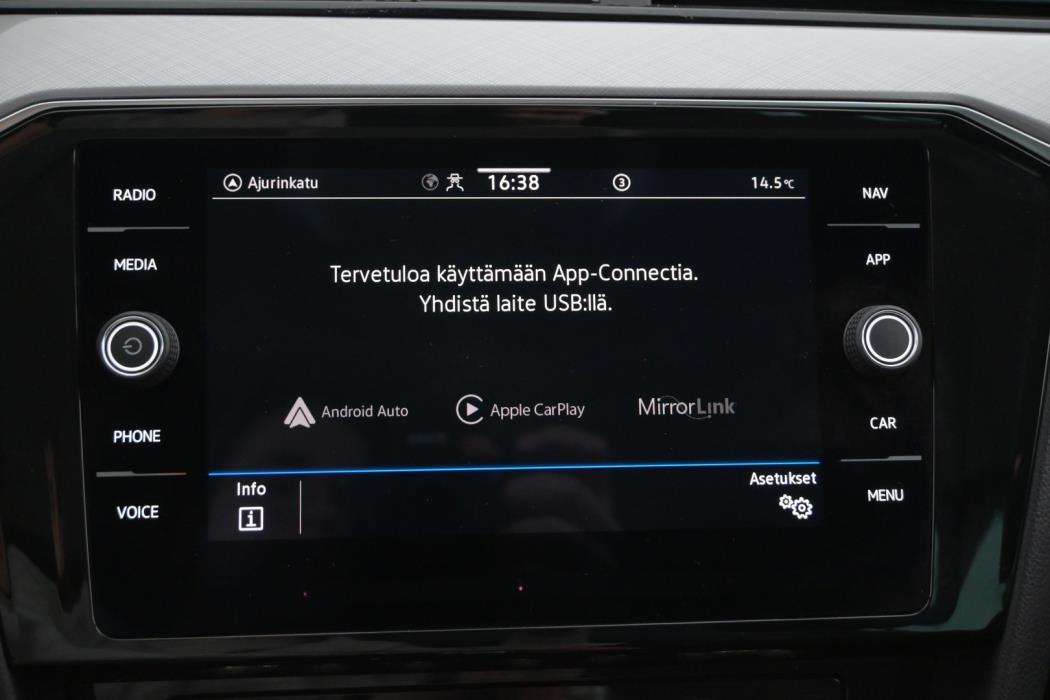 VOLKSWAGEN Passat 2021