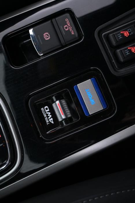 MITSUBISHI Outlander PHEV 2019