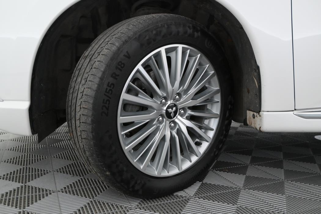 MITSUBISHI Outlander PHEV 2019