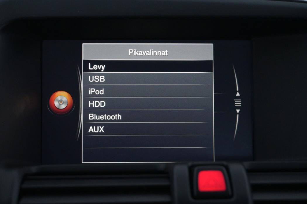 VOLVO XC60 2017