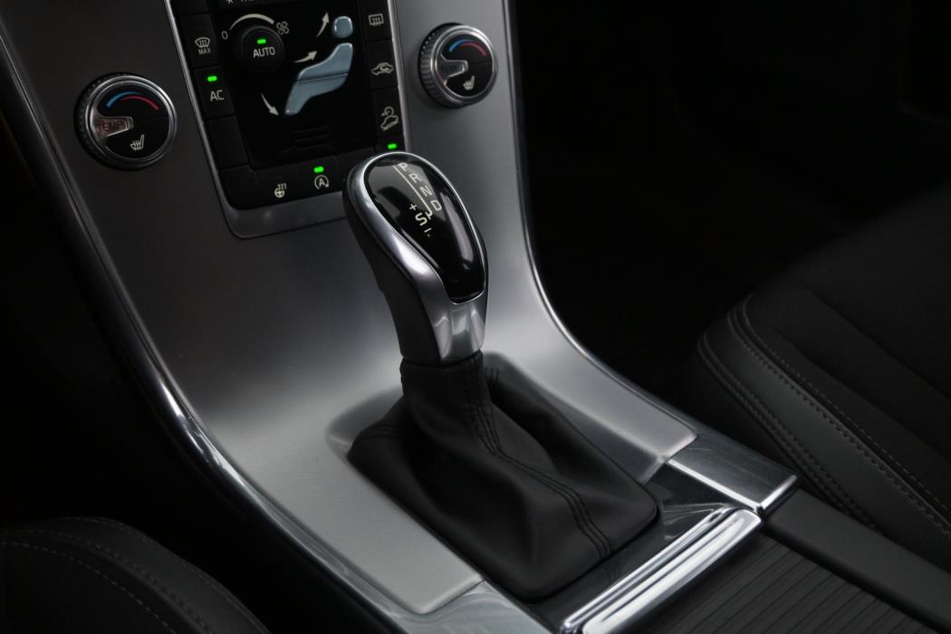 VOLVO XC60 2017