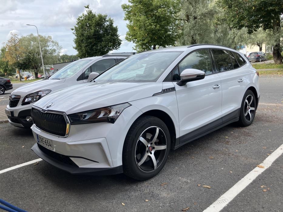 SKODA Enyaq 2022