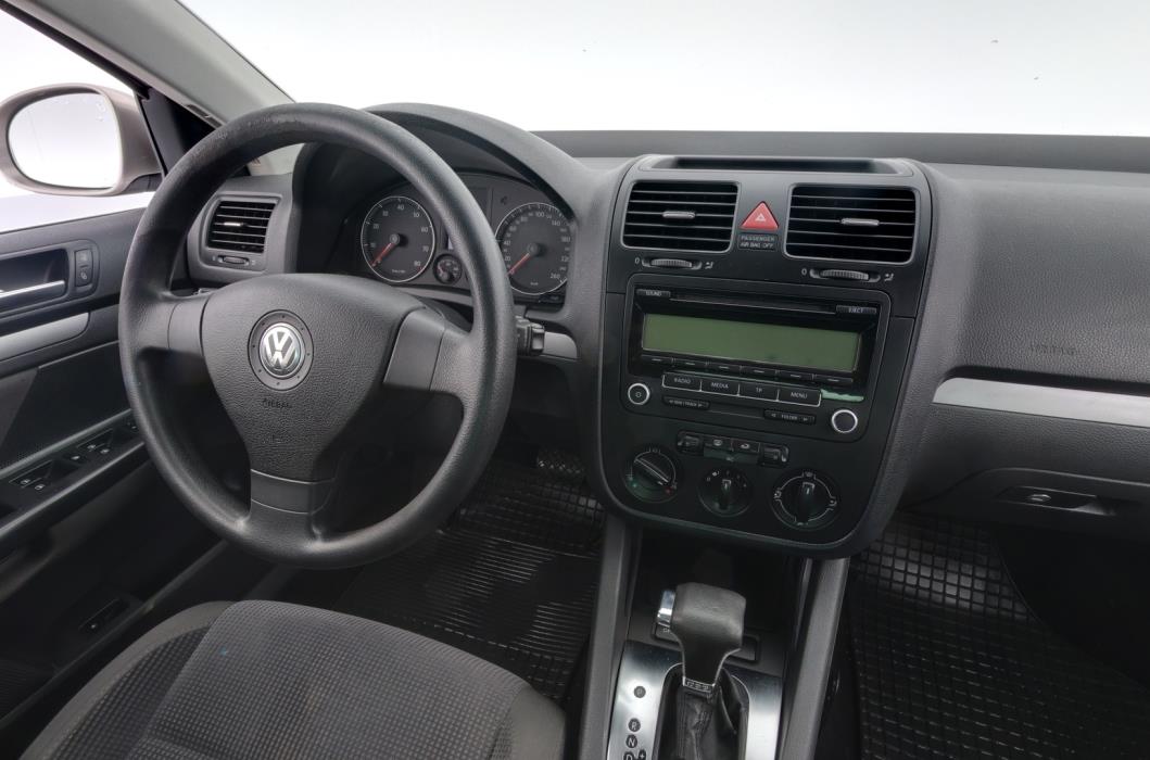 VOLKSWAGEN Jetta 2009