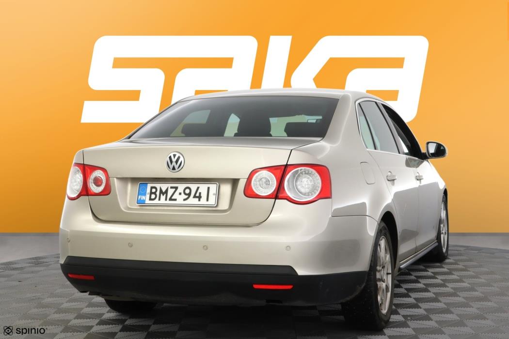 VOLKSWAGEN Jetta 2009