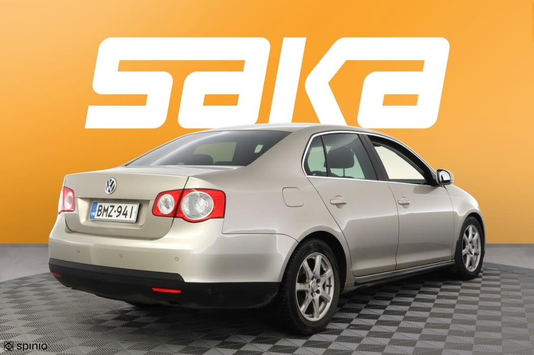 VOLKSWAGEN Jetta 2009