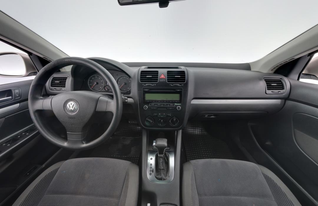 VOLKSWAGEN Jetta 2009