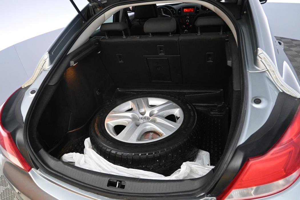 OPEL Insignia 2010