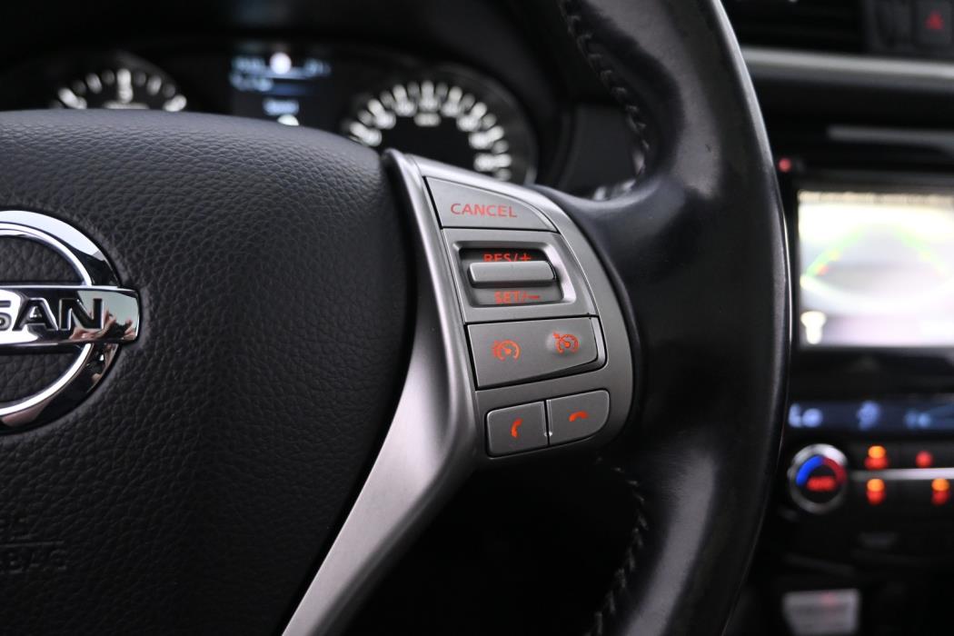 NISSAN Qashqai 2014