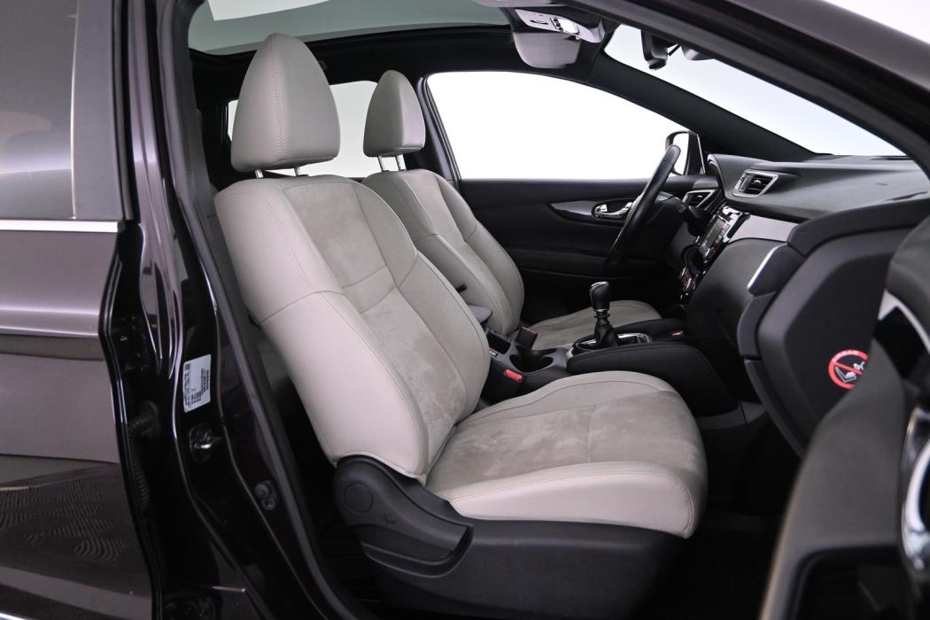 NISSAN Qashqai 2014