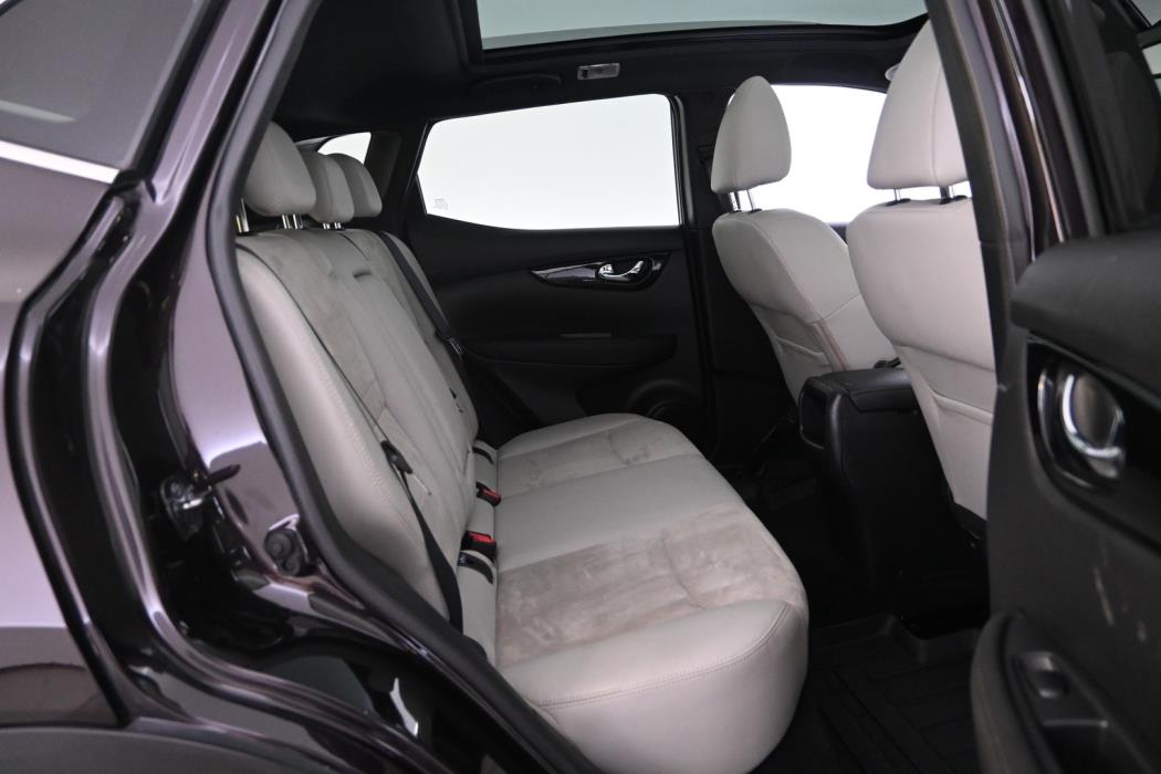 NISSAN Qashqai 2014