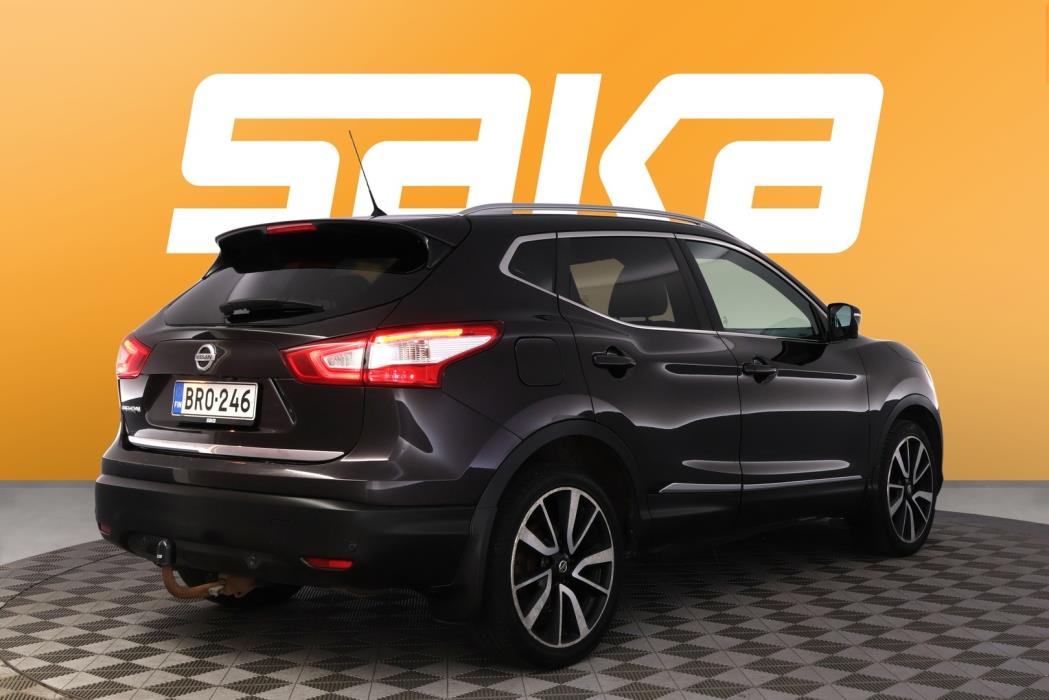 NISSAN Qashqai 2014