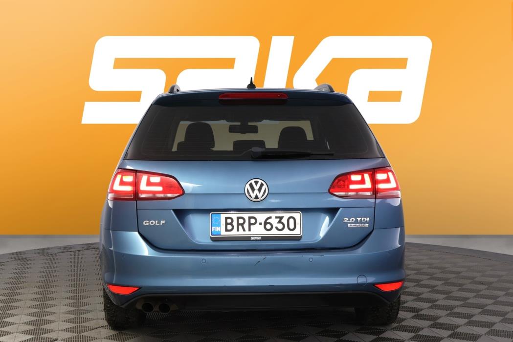 VOLKSWAGEN Golf 2014