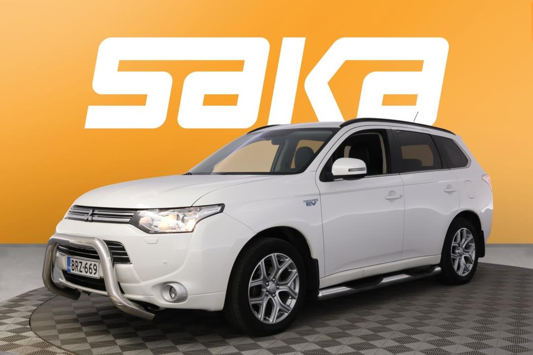 MITSUBISHI Outlander PHEV 2014