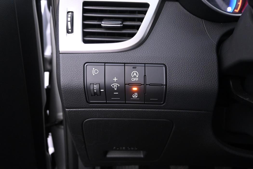 HYUNDAI I30 2016