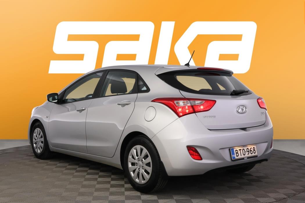 HYUNDAI I30 2016
