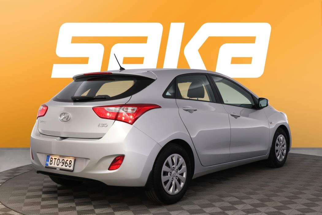 HYUNDAI I30 2016