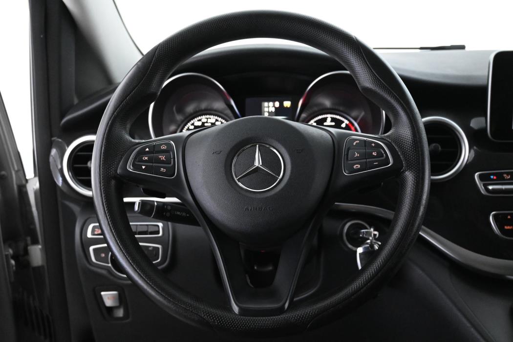 MERCEDES-BENZ V 2017