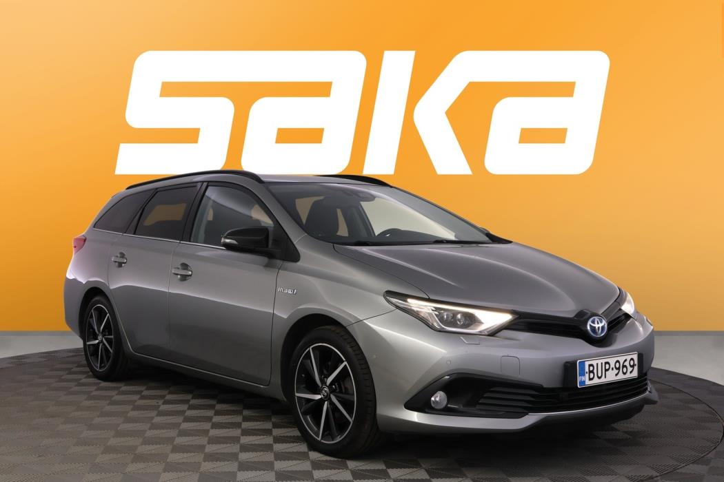 TOYOTA Auris 2017