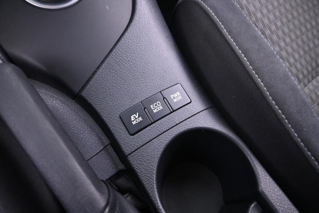TOYOTA Auris 2017