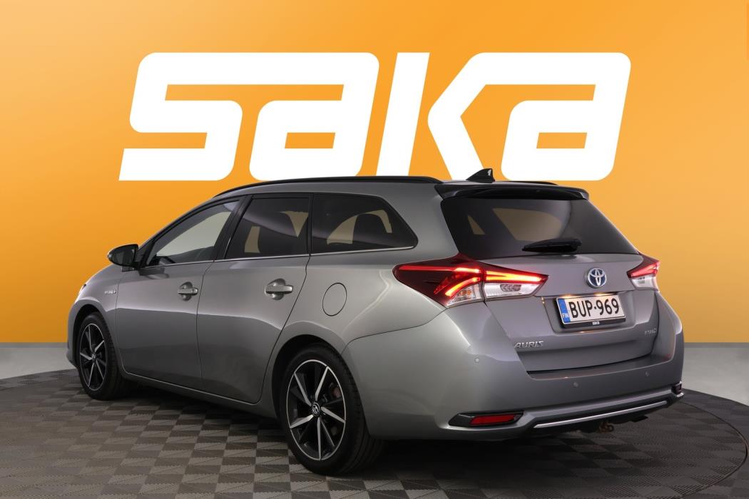 TOYOTA Auris 2017