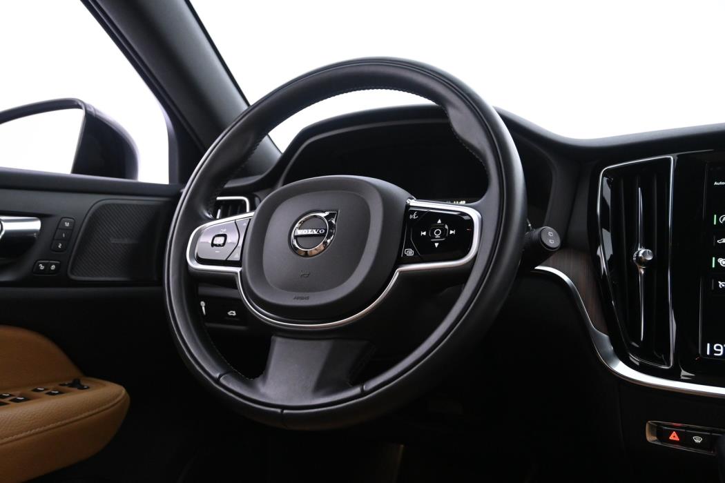 VOLVO V60 2019