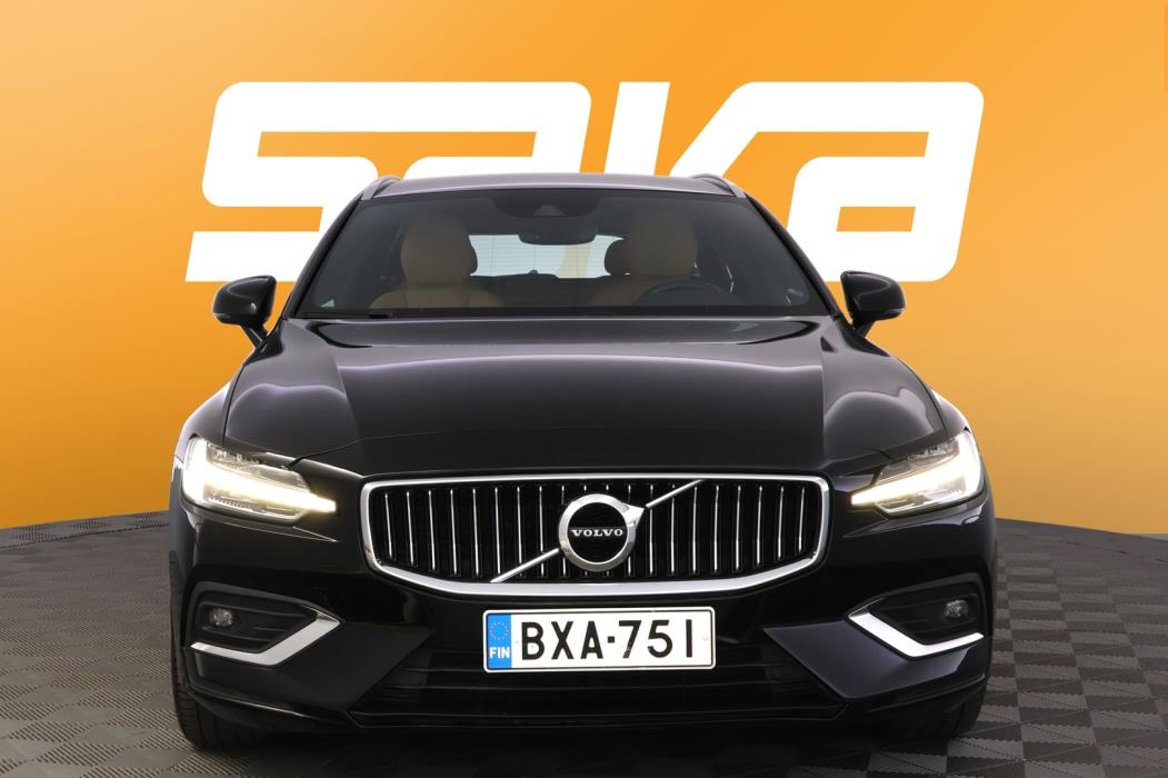 VOLVO V60 2019