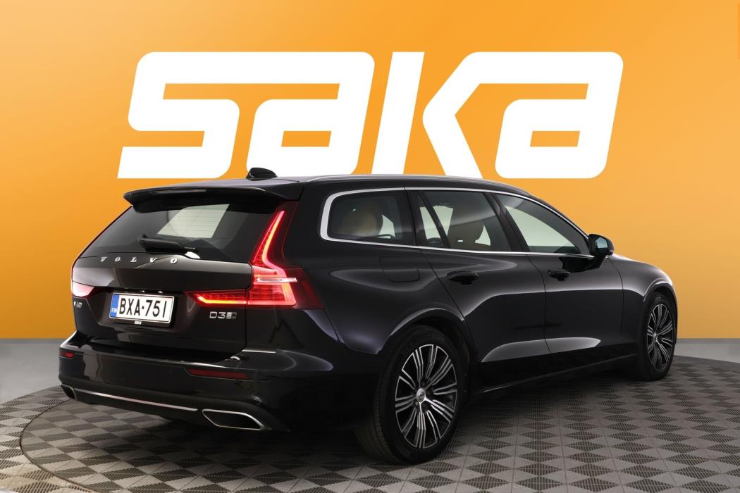 VOLVO V60 2019