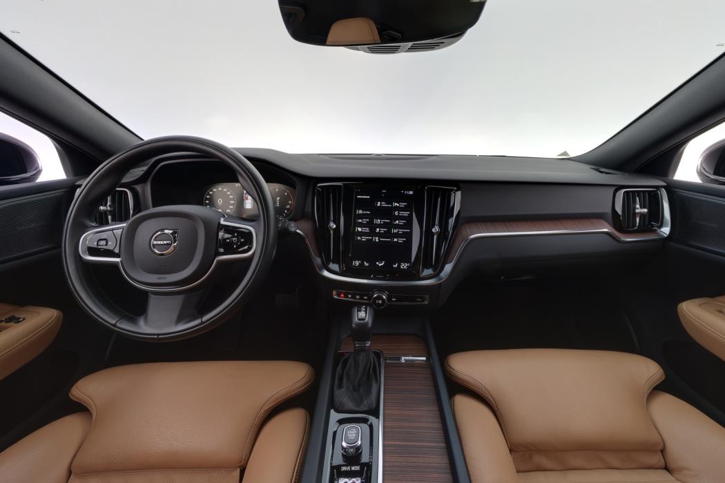 VOLVO V60 2019