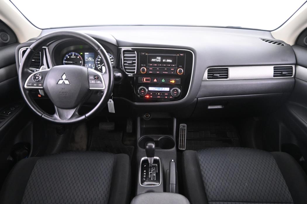 MITSUBISHI Outlander 2013
