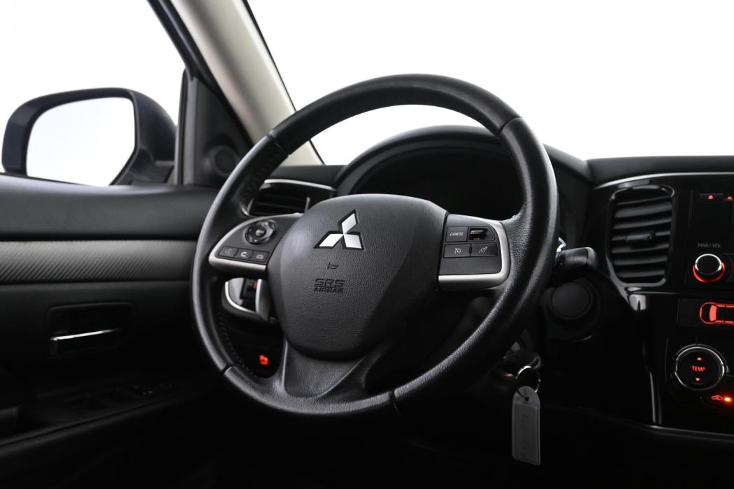 MITSUBISHI Outlander 2013