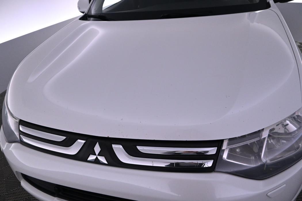 MITSUBISHI Outlander 2013