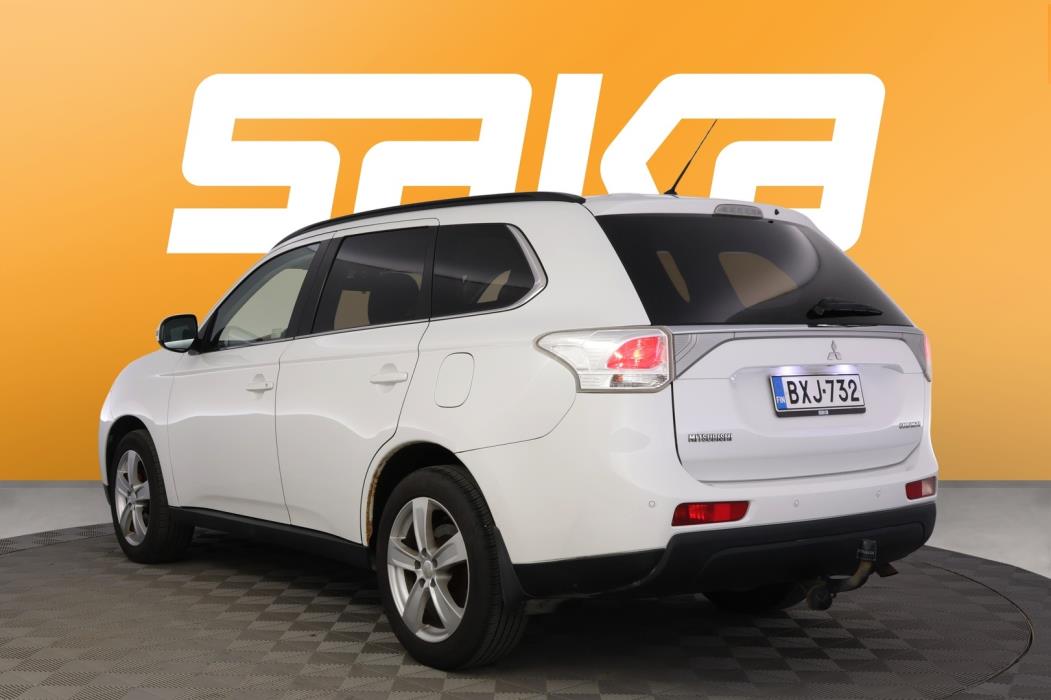MITSUBISHI Outlander 2013