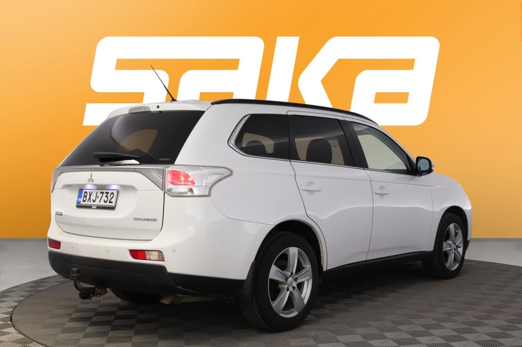 MITSUBISHI Outlander 2013