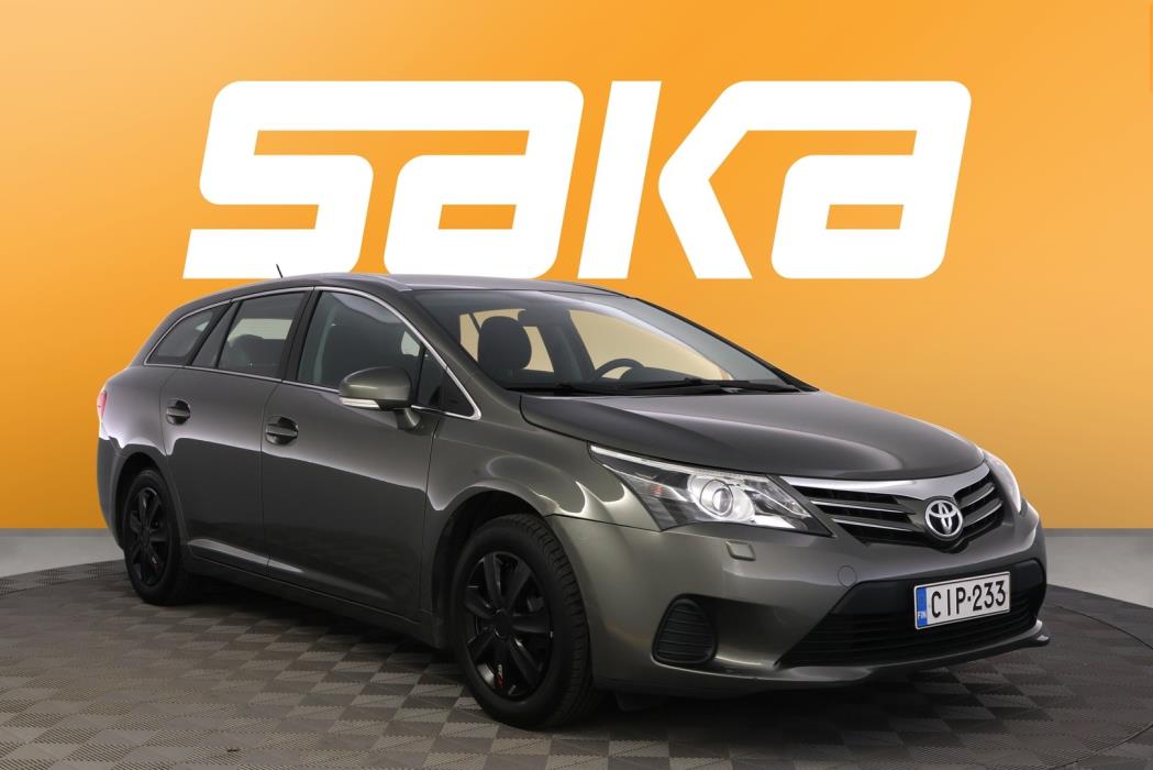 TOYOTA Avensis 2012
