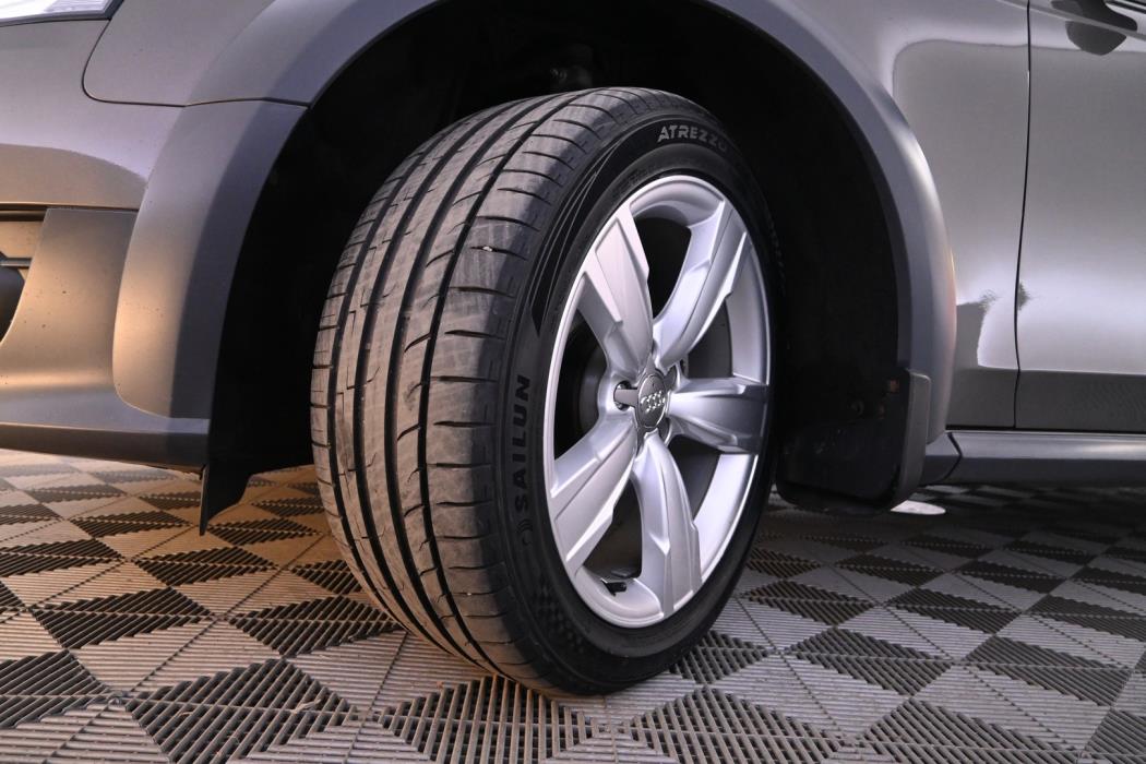 AUDI A4 allroad quattro 2015