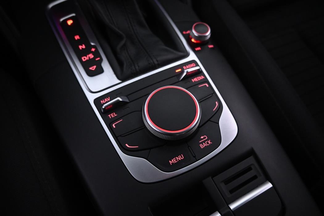 AUDI A3 2015