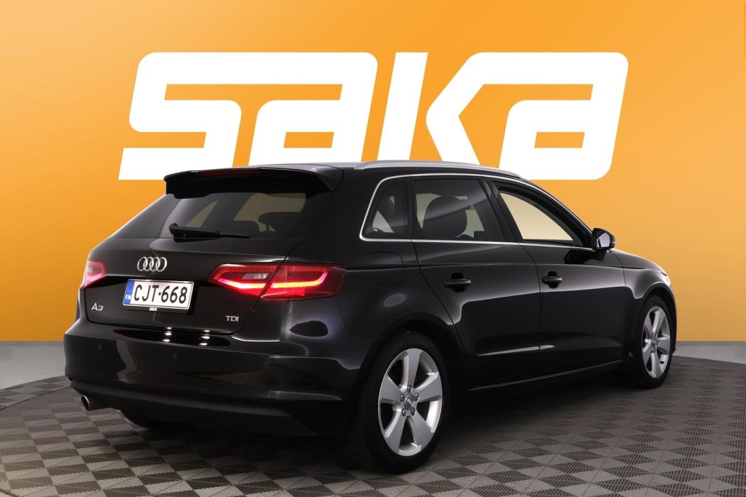 AUDI A3 2015
