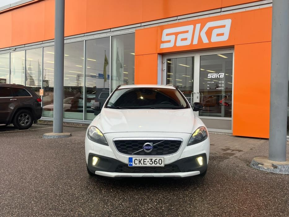 VOLVO V40 Cross Country 2016