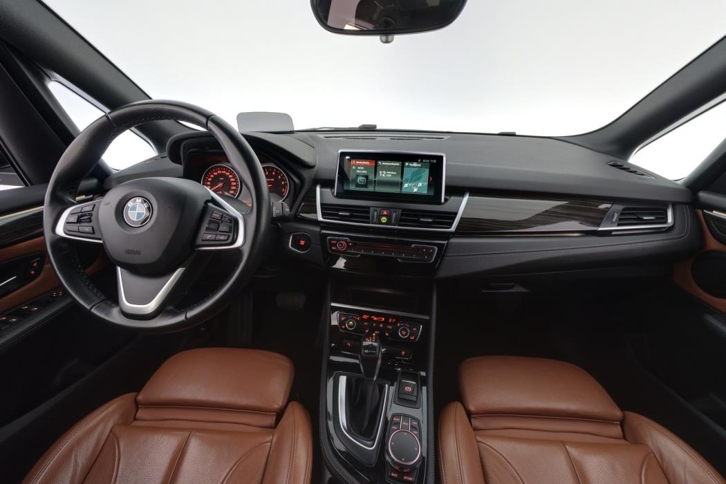 BMW 225 2018
