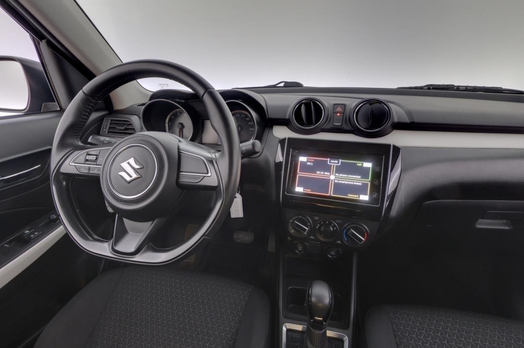 SUZUKI Swift 2020
