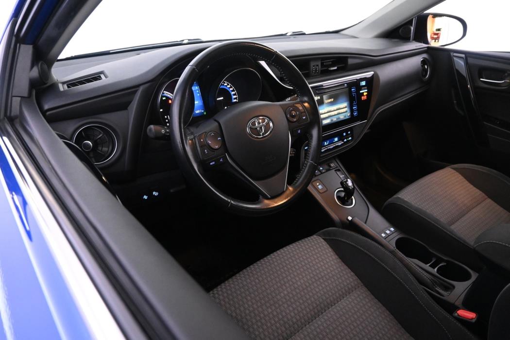 TOYOTA Auris 2018