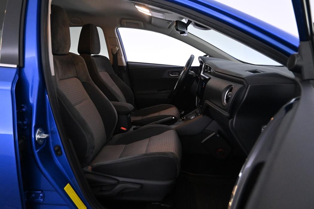 TOYOTA Auris 2018
