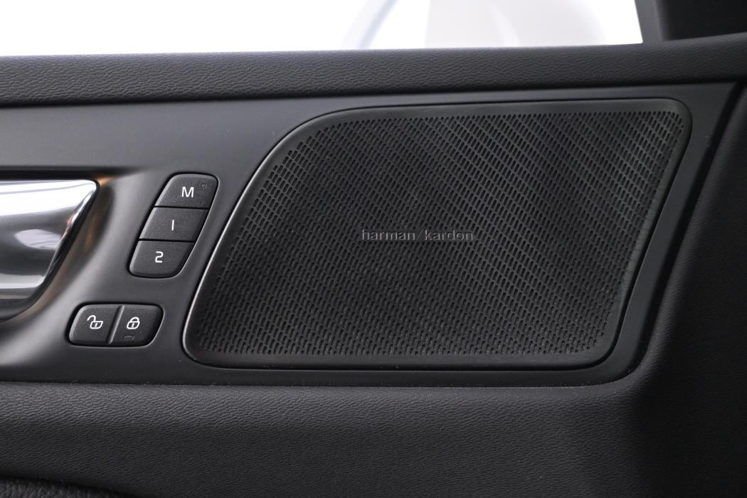 VOLVO V60 Cross Country 2019