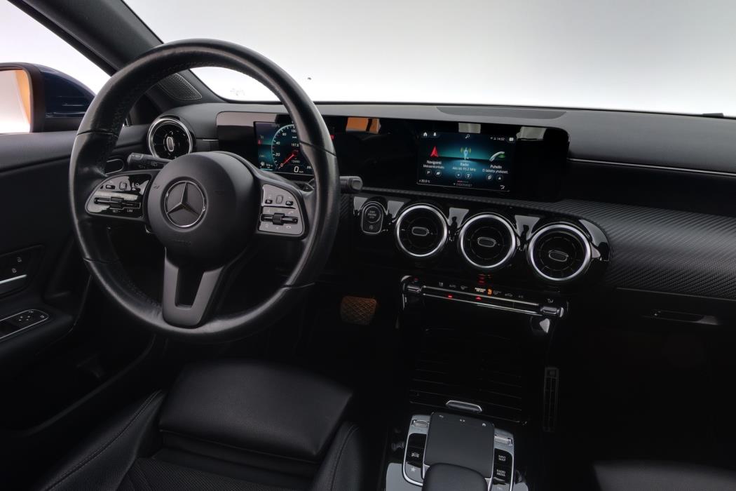 MERCEDES-BENZ A 2019