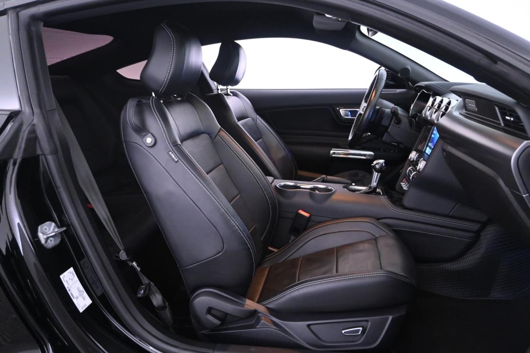 FORD Mustang 2019
