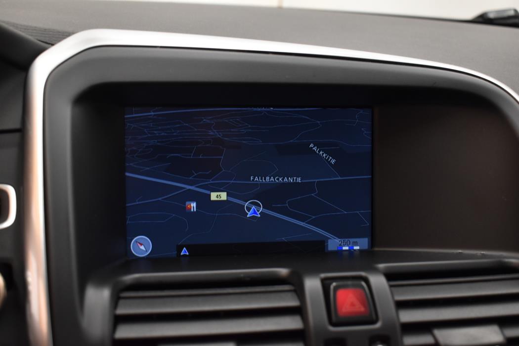 VOLVO XC60 2013
