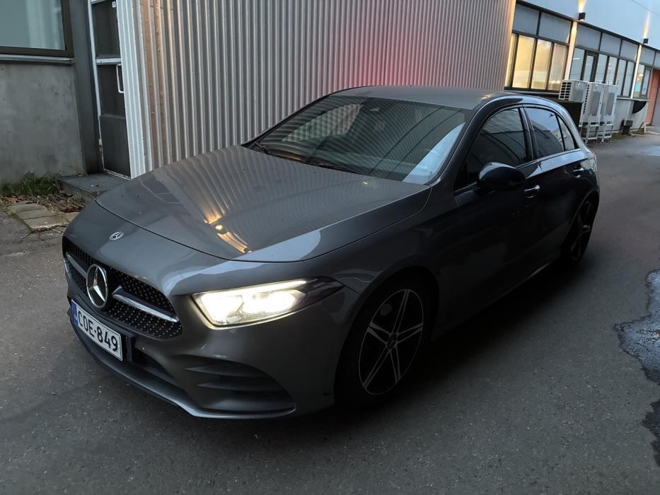 MERCEDES-BENZ A 2019