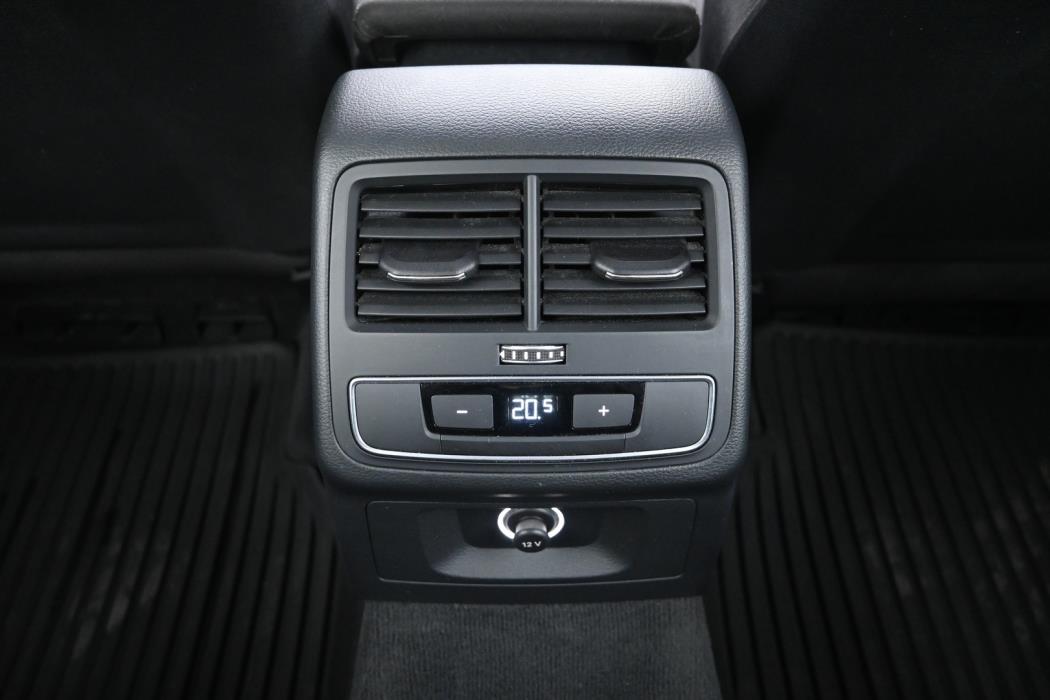 AUDI A4 2020