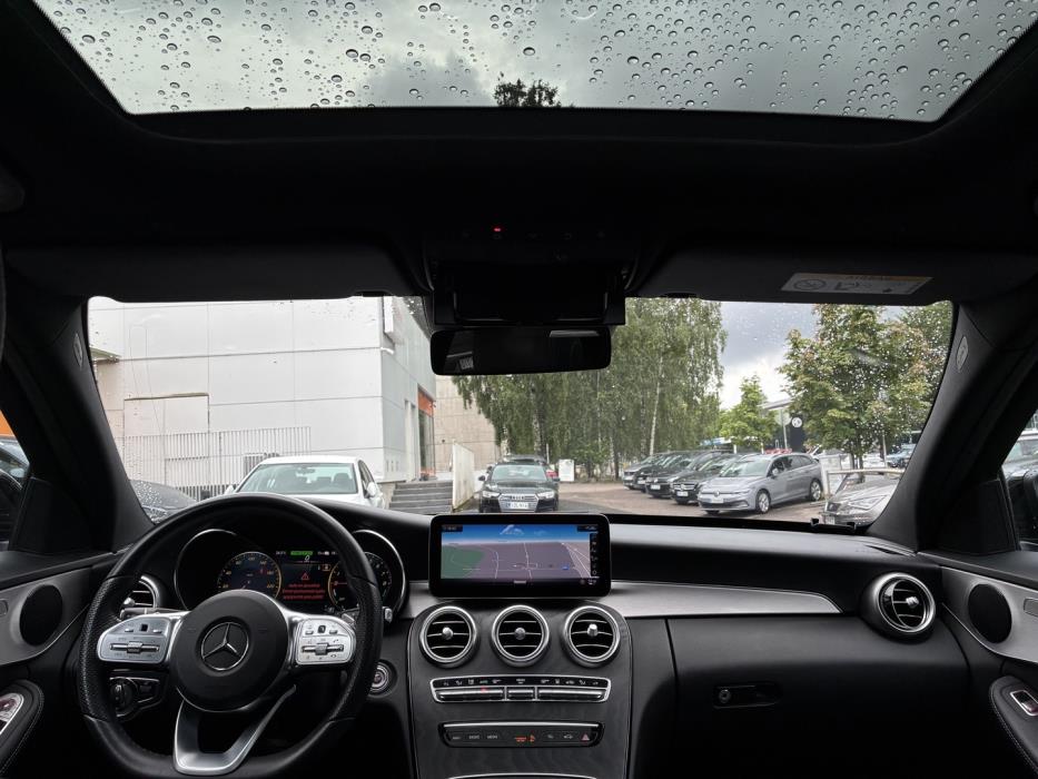 MERCEDES-BENZ C 2020